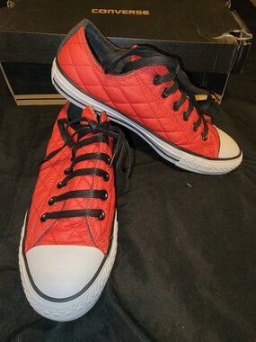 Converse Ox Casino Black Red Quilted RARE Chucks Shoes Size Mens 7 Womens 9